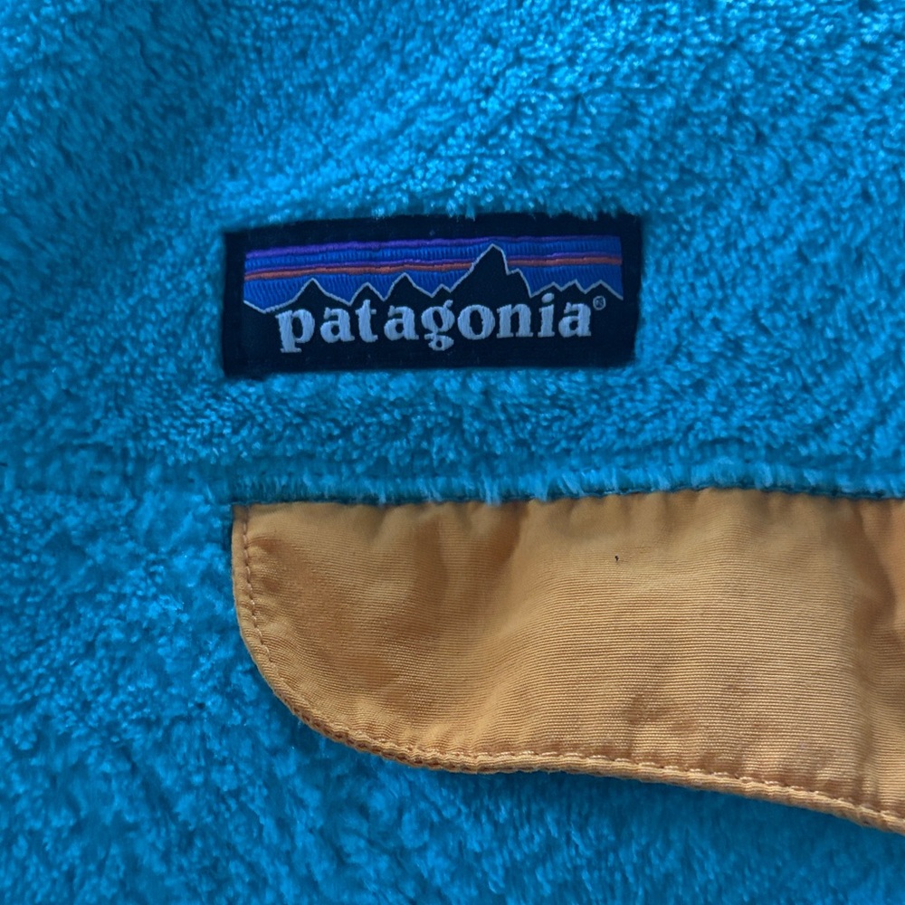 Vintage Patagonia Turquoise and Orange Women's Sweater - Picture 4 of 8